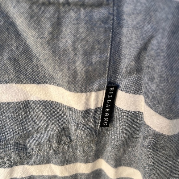 Men's Billabong Shirt Multicolor Striped Pocket SS L Light Beach Surf Open City - Picture 3 of 11